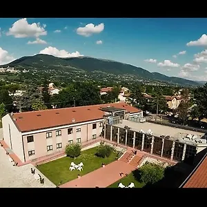 Hotel Th - Casa Leonori, Asís