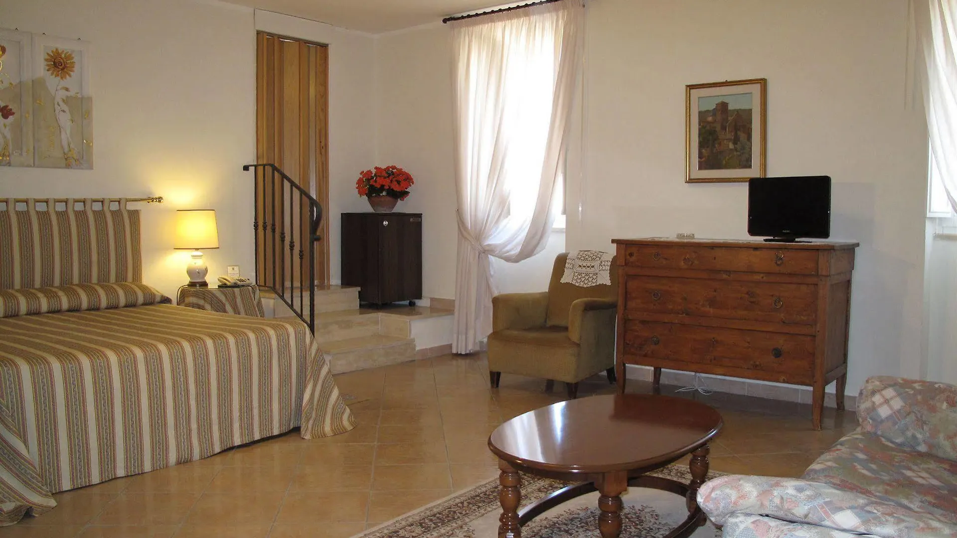Hotel Umbra Assisi 3*,